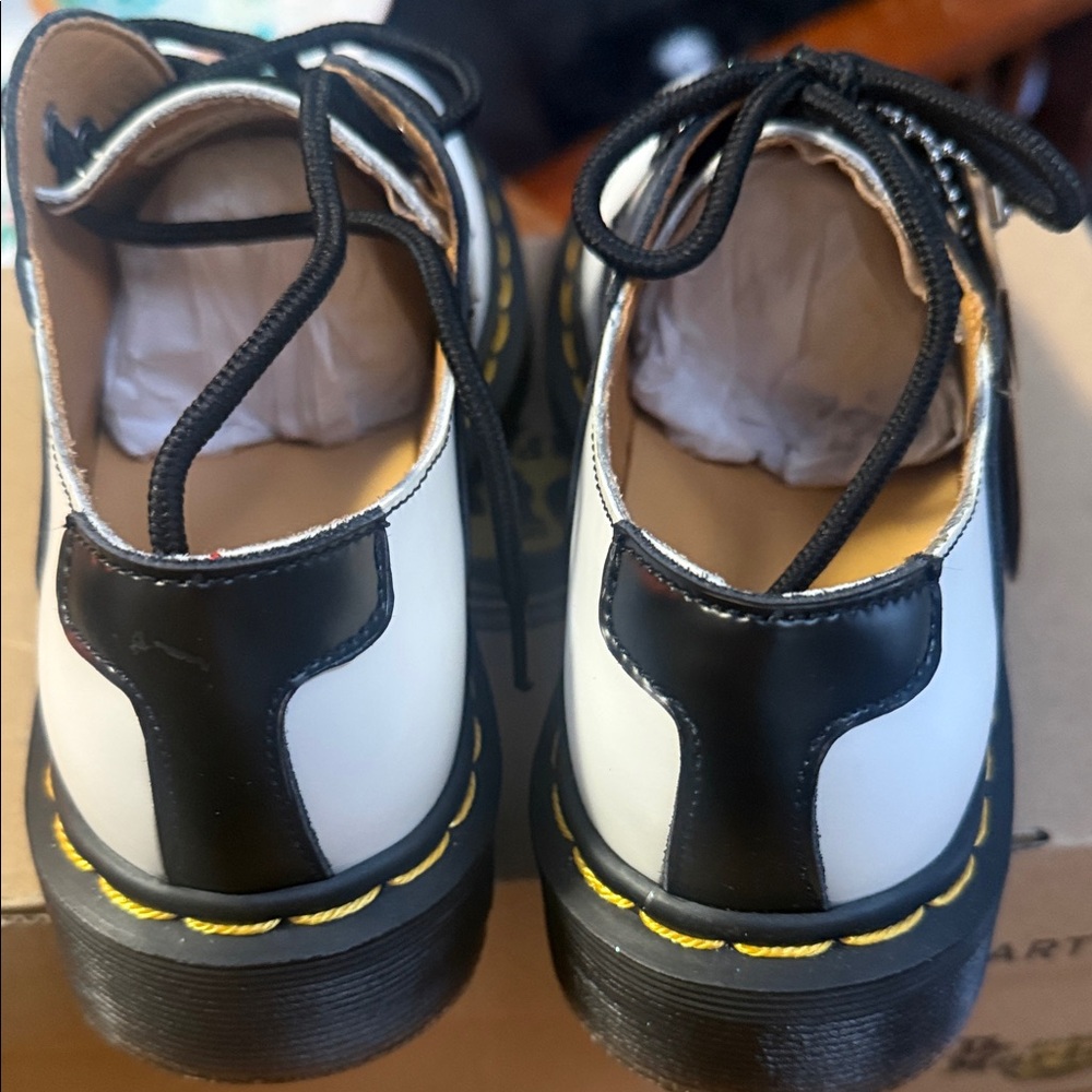 Dr. Martens 1461 Derby, Black and White 3 Eye Shoes NWT 🐎 - Picture 3 of 6